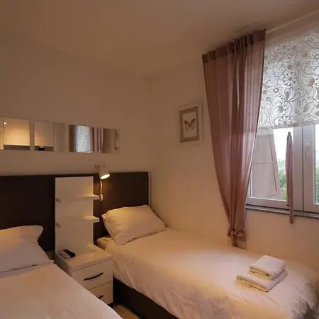 Planinska Carolija Lägenhet